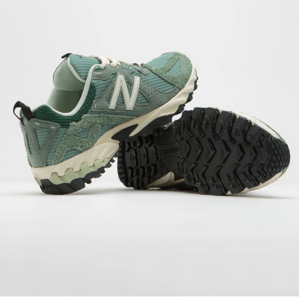 New Balance Lunar New Year 610T. Color: ‎ Green with natural women’s 10